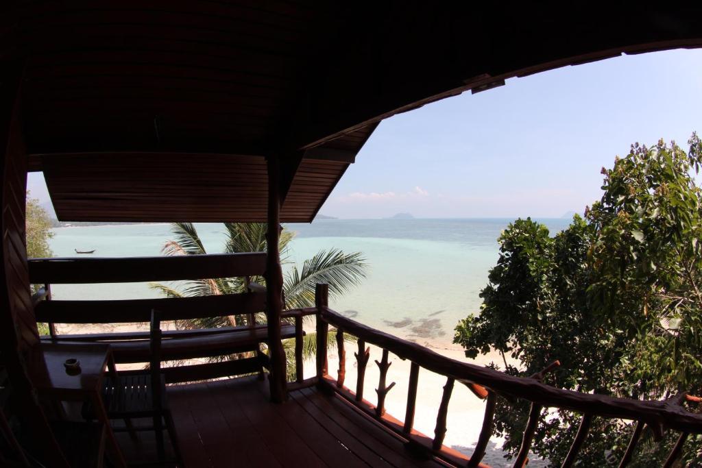 Moon Beach Resort Ko Pha Ngan Habitación foto